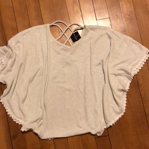 abercrombie kids Other - Abercrombie Cream Glitter Poncho Top Medium 12